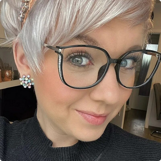 Large-Frame Reading Glasses for Women | Metal-Detail Fashion Eyewear