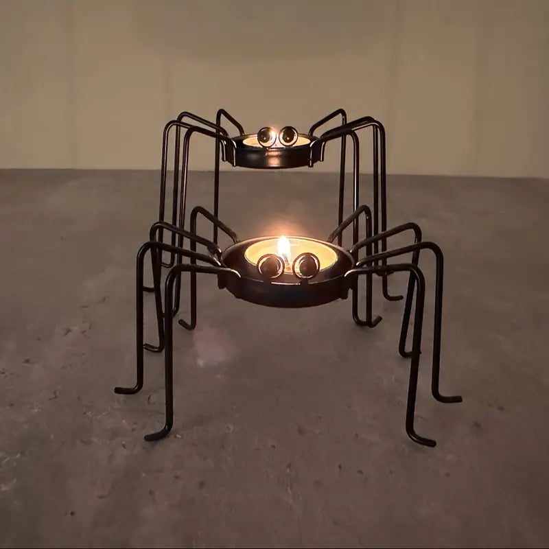 Stel in van 2 Metalen Draai Kandelaars | Halloween & Feestdagen Tafeldecoratie
