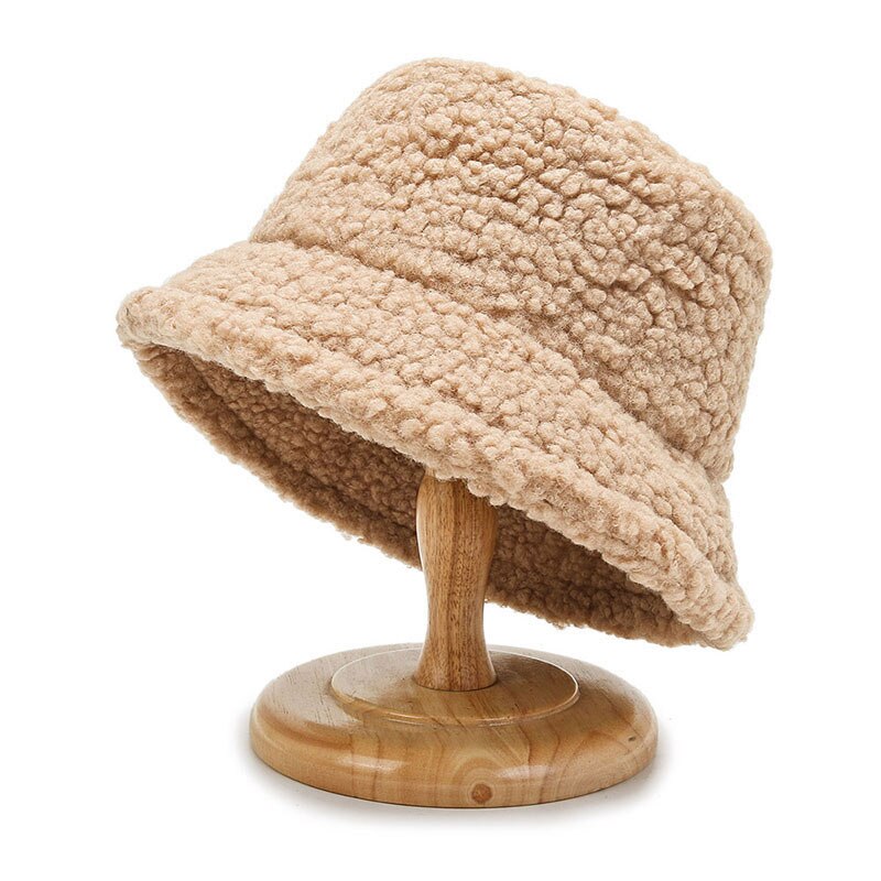 Getextureerd Namaakbont Buckethoed | Minimalistische Wintermuts