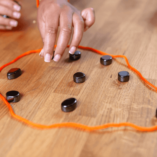 Magnet Master | Magnetic Strategy Game