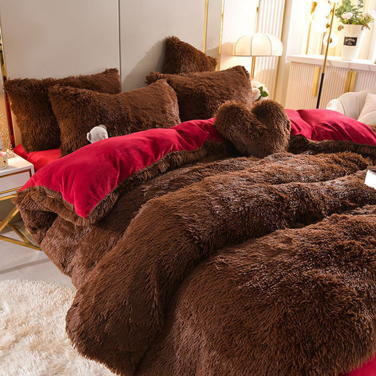 Plush Dreams - 4 Sets of Fleece Bedding + Heart Pillow
