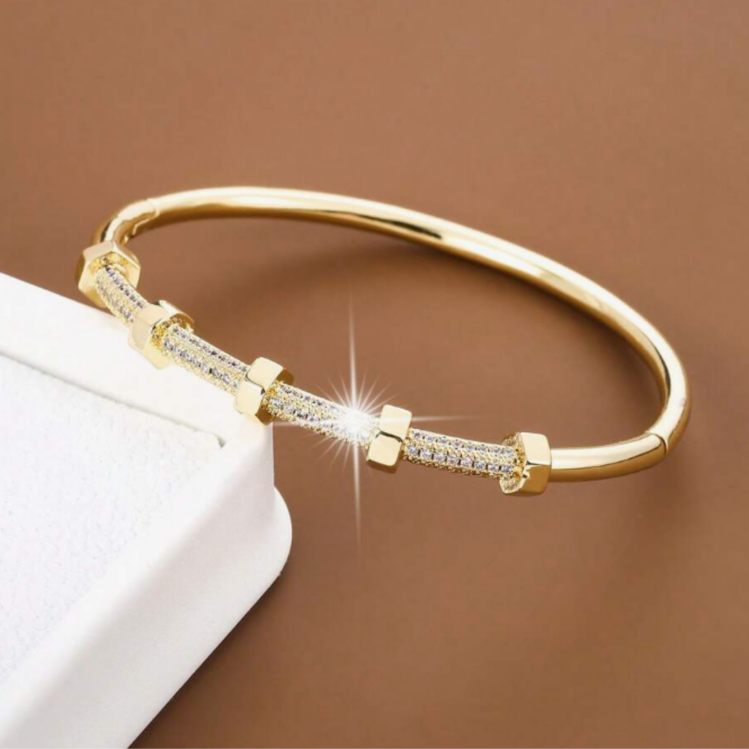 Bracciale placcato in oro con copertura in moissanite