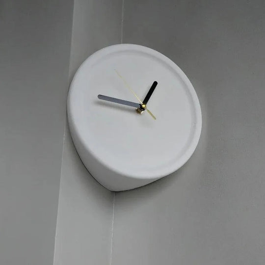 Quiet Non-Ticking Wall Clock