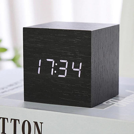 Smart LED Alarm Clock