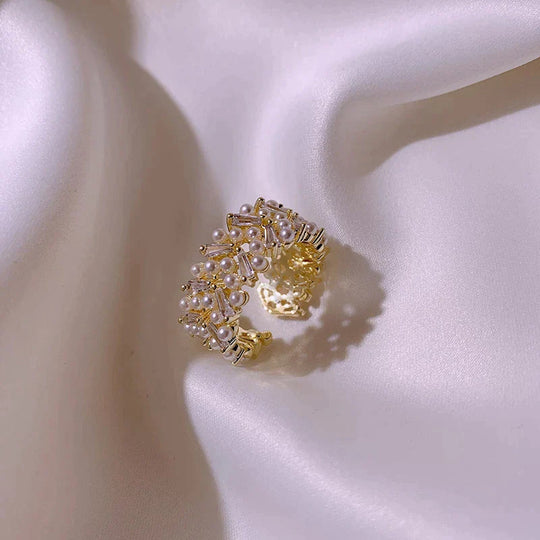 Adjustable Beautiful Pearl Ring