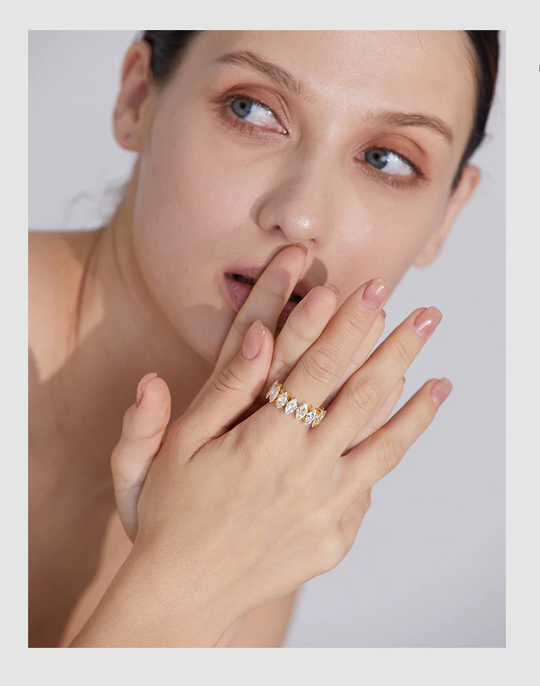 Shimmering Luxury Ring