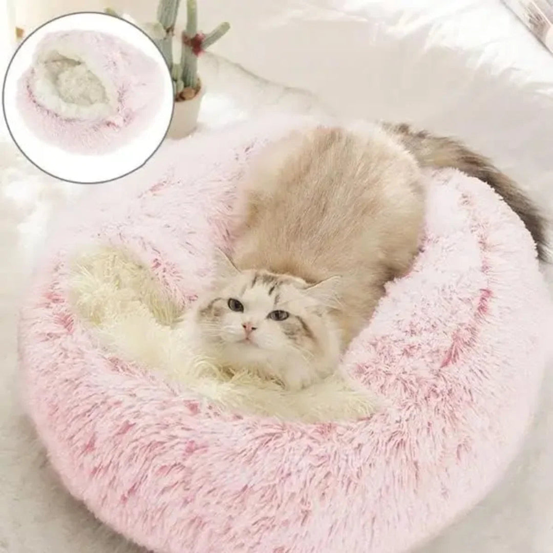 Winter Pet Bed – Cozy Cave Design with Soft Filling