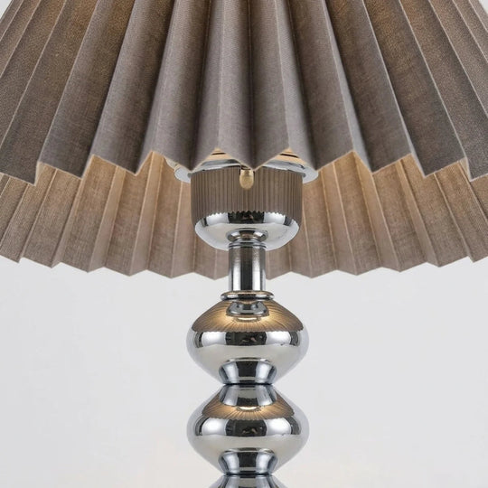 Moderne conische tafellamp